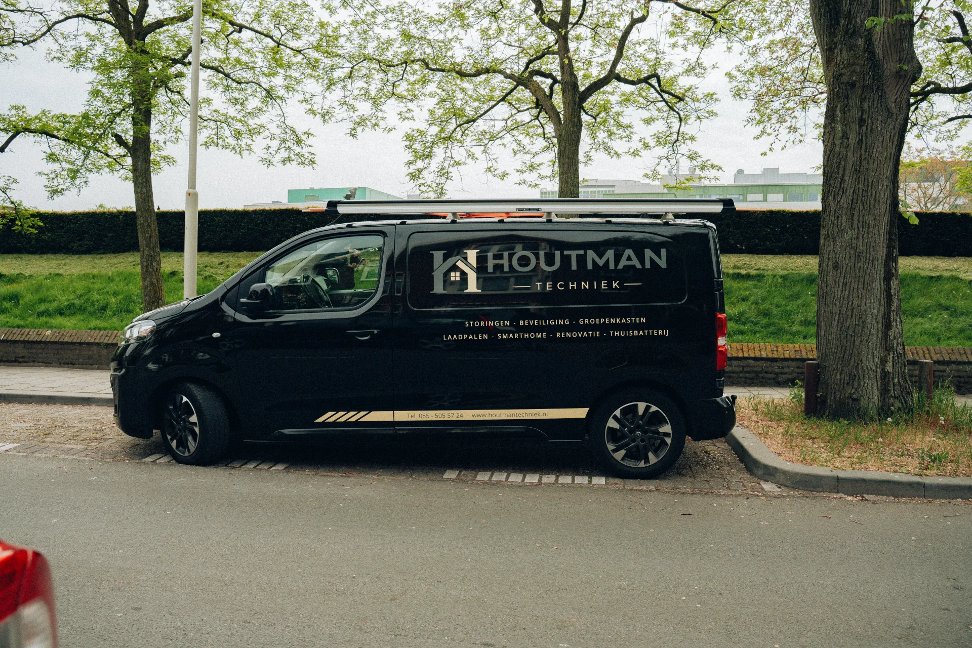 Houtman Techniek werkbus onderweg naar klant